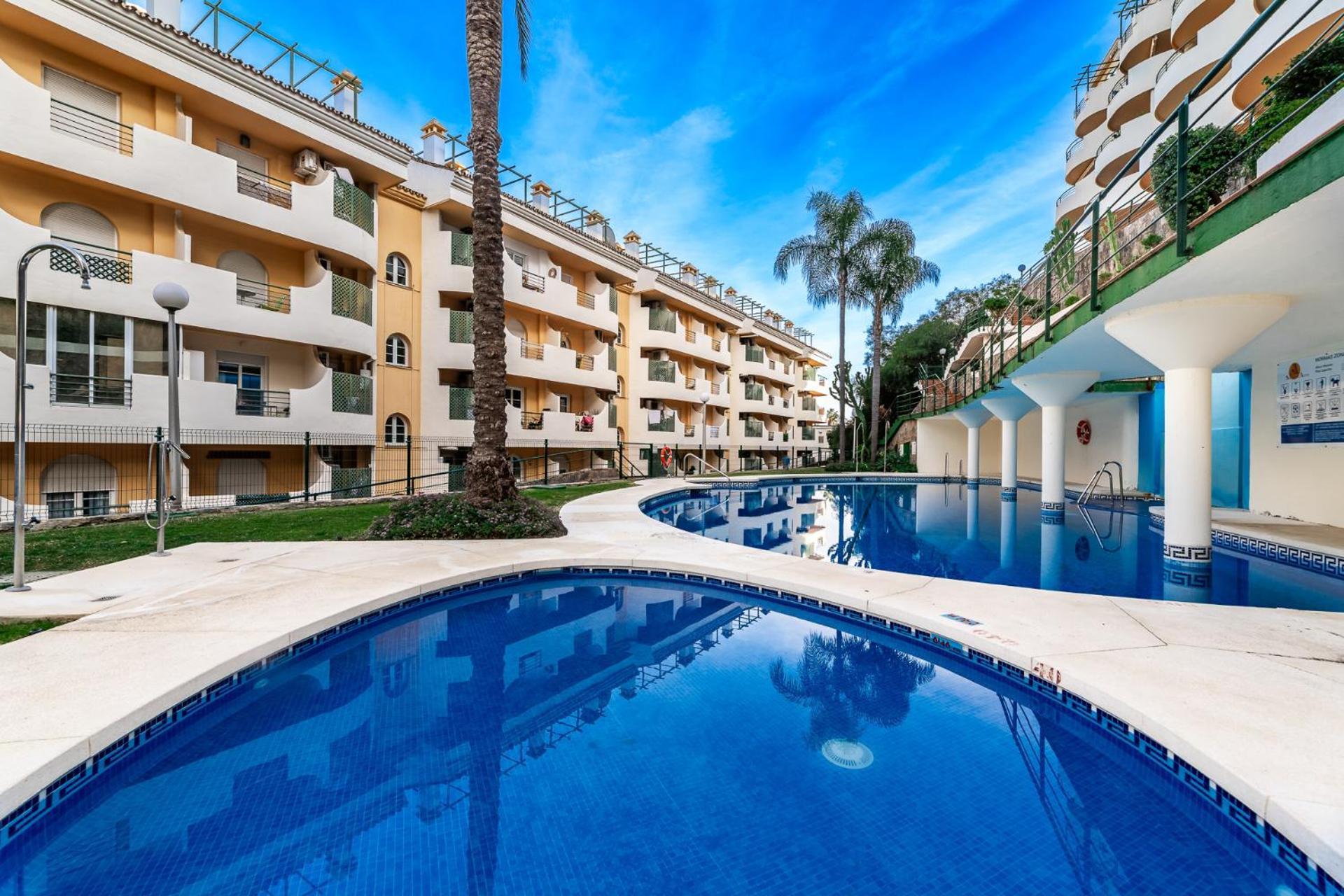 Modern 3br Duplex - Letsmarbella Appartement *