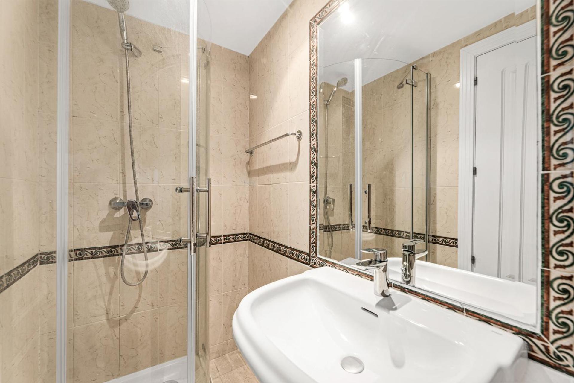 Modern 3br Duplex - Letsmarbella * Marbellac