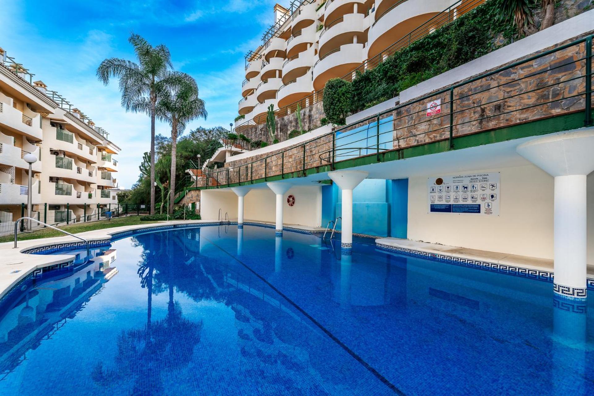 Modern 3br Duplex - Letsmarbella