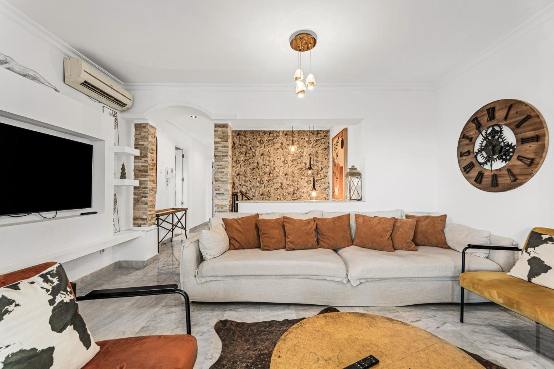 Modern 3br Duplex - Letsmarbella Appartement